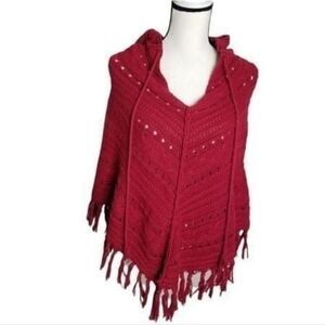 Vintage  Crotched knit hooded fringe poncho / cape
